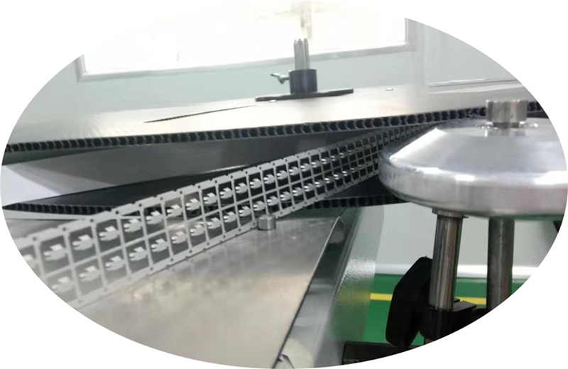 Tape type electrical terminal stamping video